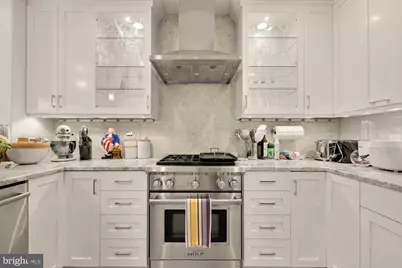 3043 West Lane Kys NW, Washington, DC 20007 - Photo 15