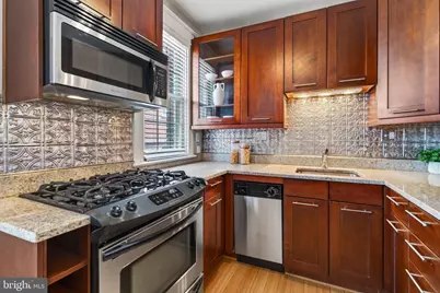 3026 Wisconsin Avenue NW #205, Washington, DC 20016 - Photo 7