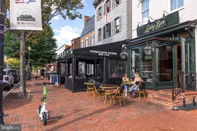 609 Independence Avenue SE, Washington, DC 20003 - Photo 17