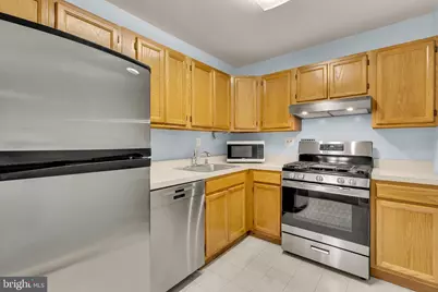 2939 Van Ness Street NW #1019, Washington, DC 20008 - Photo 11
