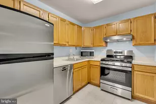 2939 Van Ness St NW, Washington, DC 20008 - Photo 11