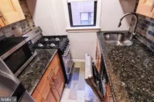 2515 K St NW, Washington, DC 20037 - Photo 9