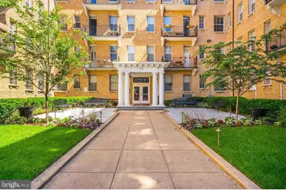 1401 Columbia Road NW #215, Washington, DC 20009 - Photo 1