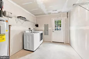 5064 G St SE, Washington, DC 20019 - Photo 9