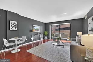 1015 33rd Street NW, Washington, DC 20007 - Photo 3