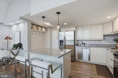 700 7th Street SW #817, Washington, DC 20024 - Photo 11