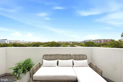 700 7th Street SW #817, Washington, DC 20024 - Photo 17