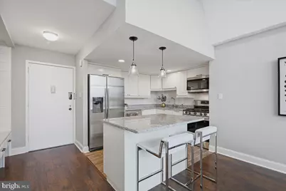 700 7th Street SW #817, Washington, DC 20024 - Photo 13