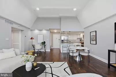 700 7th Street SW #817, Washington, DC 20024 - Photo 5