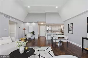 700 7th Street SW, Washington, DC 20024 - Photo 5