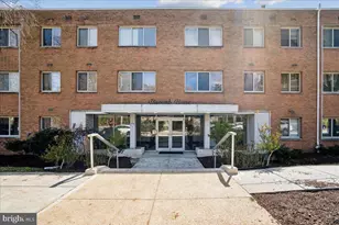 2710 Macomb St NW, Washington, DC 20008 - Photo 21