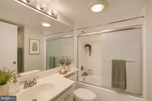 2111 Wisconsin Ave NW, Washington, DC 20007 - Photo 11