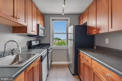 4402 1st Place NE #32, Washington, DC 20011 - Photo 11