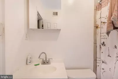 1111 16th Street NE, Washington, DC 20002 - Photo 15