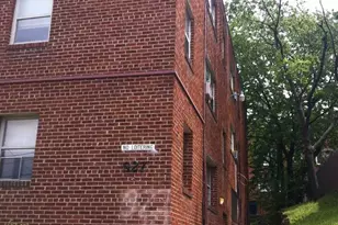 927 52nd St NE, Washington, DC 20019 - Photo 1