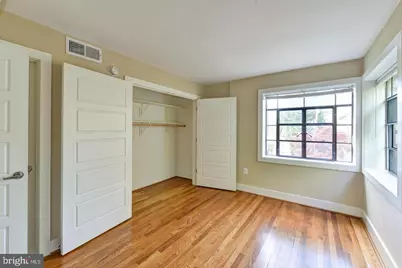 2911 Newark Street NW #1, Washington, DC 20008 - Photo 3
