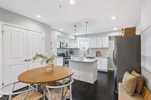 1705 D St SE, Washington, DC 20003 - Photo 9