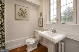 2117 Observatory Pl NW, Washington, DC 20007 - Photo 27