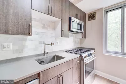 4200 Cathedral Avenue NW #512, Washington, DC 20016 - Photo 3