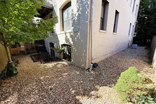 2138 California St NW, Washington, DC 20008 - Photo 25