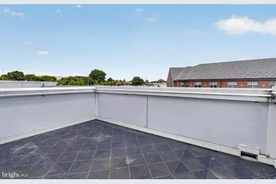 909 5th Street SE, Washington, DC 20003 - Photo 33