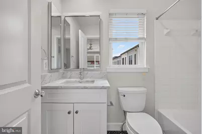 909 5th Street SE, Washington, DC 20003 - Photo 29