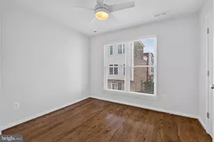 909 5th St SE, Washington, DC 20003 - Photo 19