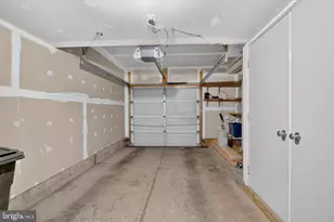 909 5th St SE, Washington, DC 20003 - Photo 35
