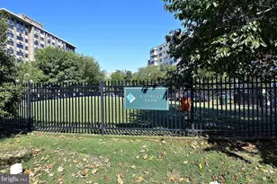 1718 P St NW, Washington, DC 20036 - Photo 35