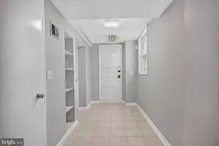 313 8th St NE, Washington, DC 20002 - Photo 23