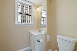 313 8th St NE, Washington, DC 20002 - Photo 25