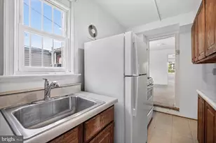 313 8th St NE, Washington, DC 20002 - Photo 39