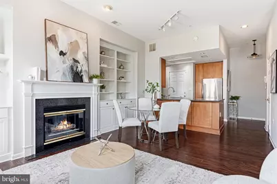 2407 20th Street NW #1096, Washington, DC 20009 - Photo 5