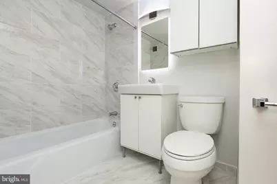 730 24th St NW NW, Washington, DC 20037 - Photo 7