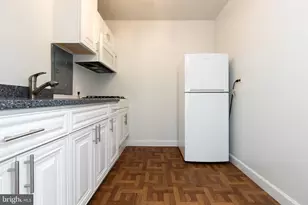 730 24th St NW NW, Washington, DC 20037 - Photo 5