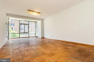730 24th St NW NW, Washington, DC 20037 - Photo 1