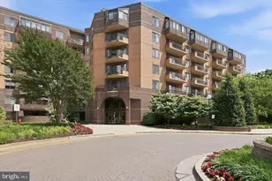 2111 Wisconsin Ave NW, Washington, DC 20007 - Photo 3