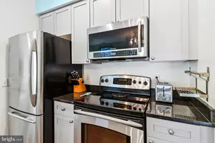 343 Cedar St NW, Washington, DC 20012 - Photo 7