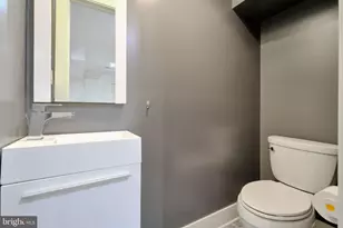 1239 Simms Pl NE, Washington, DC 20002 - Photo 9