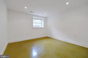 1239 Simms Pl NE, Washington, DC 20002 - Photo 11