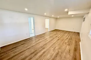 4605 Hanna Pl SE, Washington, DC 20019 - Photo 17