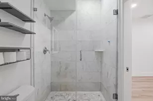 710 E St SE, Washington, DC 20003 - Photo 17