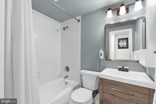 1831 Belmont Rd NW, Washington, DC 20009 - Photo 11