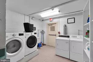 1831 Belmont Rd NW, Washington, DC 20009 - Photo 15
