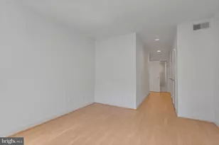 1117 New Hampshire Ave NW, Washington, DC 20037 - Photo 21