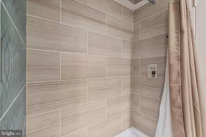 1117 New Hampshire Avenue NW #7, Washington, DC 20037 - Photo 23