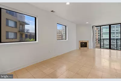 1117 New Hampshire Avenue NW #7, Washington, DC 20037 - Photo 3
