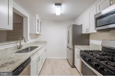 2605 Douglass Road SE #302, Washington, DC 20020 - Photo 3