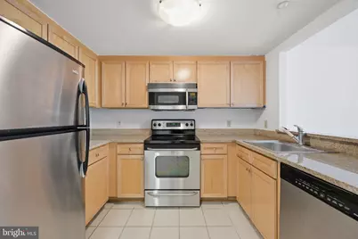 1150 K Street NW #404, Washington, DC 20005 - Photo 11