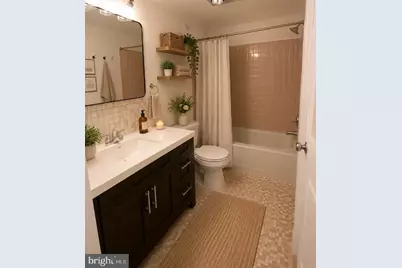 2201 L Street NW #720, Washington, DC 20037 - Photo 7